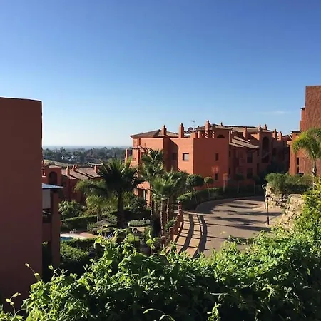 3 Bedroom Penthouse With Views * Estepona