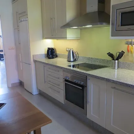 Сasa de vacaciones 3 Bedroom Penthouse With Views Estepona