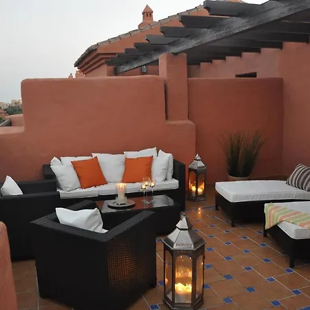 Сasa de vacaciones 3 Bedroom Penthouse With Views Estepona